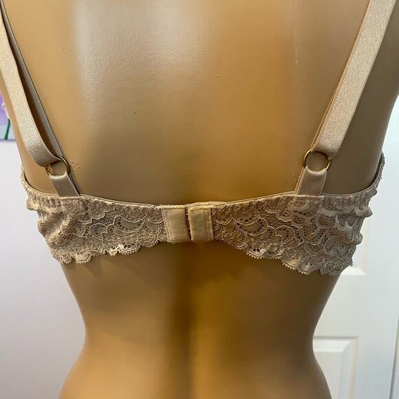 Bezier 38E EUC bra beige lace underwires - Picture 2 of 6